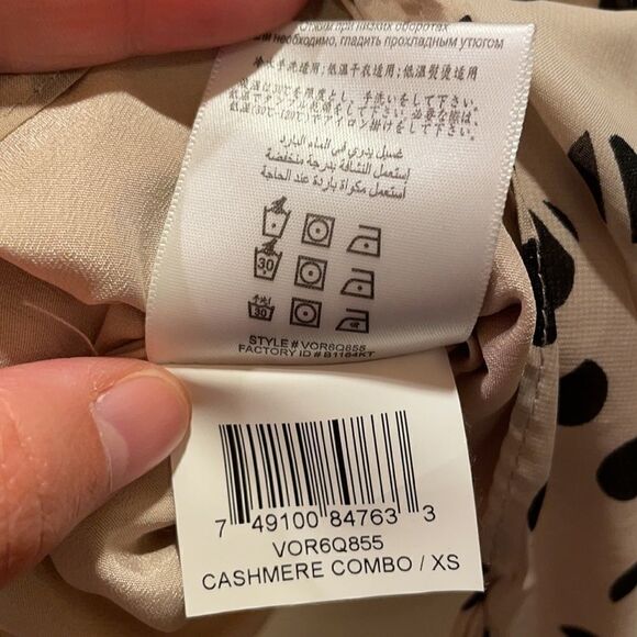 ✨BCBGeneration Tan & Black 1 Shoulder Ruffle Dress - Picture 6 of 8